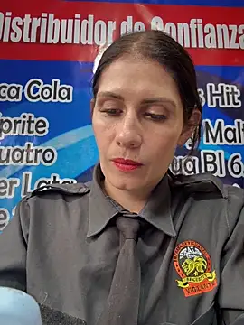 Snapshot of Alysson-- chatting on November 2025 05:55:02 PM Alysson-- online show from November 2025 05:55:02 PM