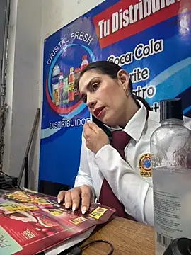 Snapshot of Alysson-- chatting on November 2025 01:35:02 PM Alysson-- online show from November 2025 01:35:02 PM