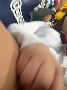 Snapshot of Alysson-- chatting on November 2025 01:25:02 PM Alysson-- online show from November 2025 01:25:02 PM