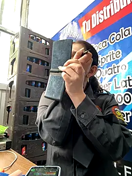 Snapshot of Alysson-- chatting on December 2025 04:13:01 PM Alysson-- online show from December 2025 04:13:01 PM