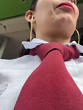 Alysson-- online show from December 2025 02:24:01 PM