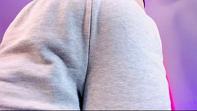 AmberiniHoffman online show from February 2025 11:54:01 AM