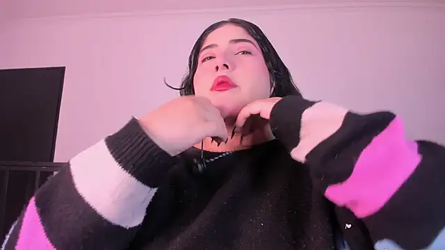AmberiniHoffman online show from July 2026 12:07:01 PM
