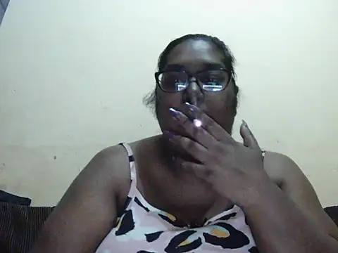 Snapshot of Sexy_Tigress26 chatting on October 2025 09:48:01 PM Sexy Tigress26 online show from October 2025 09:48:01 PM