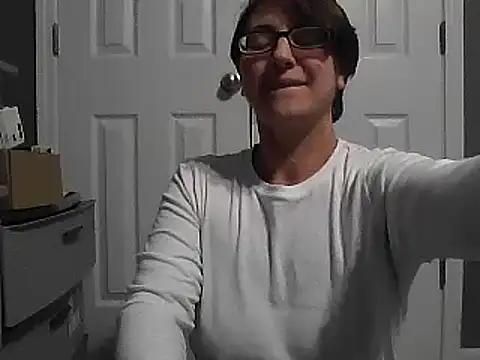 Snapshot of MsPink_Flamingtoes544 chatting on January 2025 08:45:01 AM MsPink Flamingtoes544 online show from January 2025 08:45:01 AM