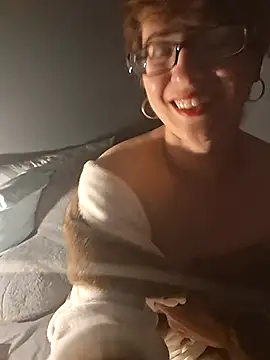 Snapshot of MsPink_Flamingtoes544 chatting on September 2025 07:32:01 AM MsPink Flamingtoes544 online show from September 2025 07:32:01 AM