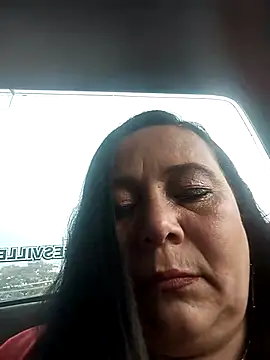 Snapshot of sara_pineros chatting on February 2025 10:20:02 PM sara pineros online show from February 2025 10:20:02 PM