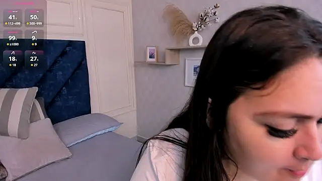 Charlotte Mayer online show from November 2025 11:21:02 AM