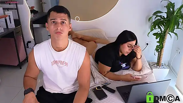 Snapshot of hot69temptation_ chatting on March 2026 03:27:02 PM hot69temptation online show from March 2026 03:27:02 PM