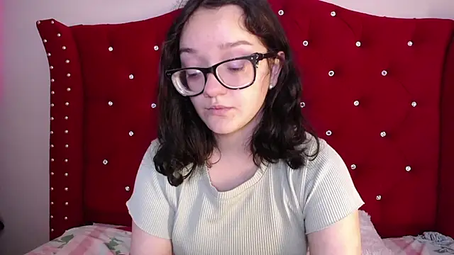 Snapshot of charlotte1-ls chatting on February 2025 12:30:02 AM charlotte1-ls online show from February 2025 12:30:02 AM