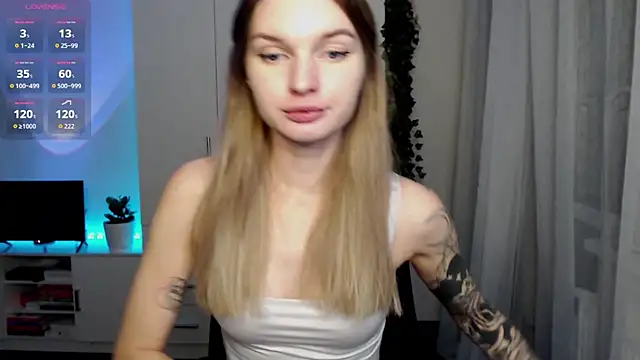 lounahyan online show from November 2025 04:47:01 AM