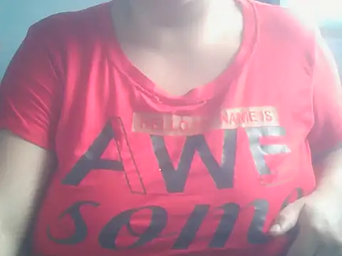 Snapshot of Sara_69hot chatting on December 2025 08:25:01 PM Sara 69hot online show from December 2025 08:25:01 PM