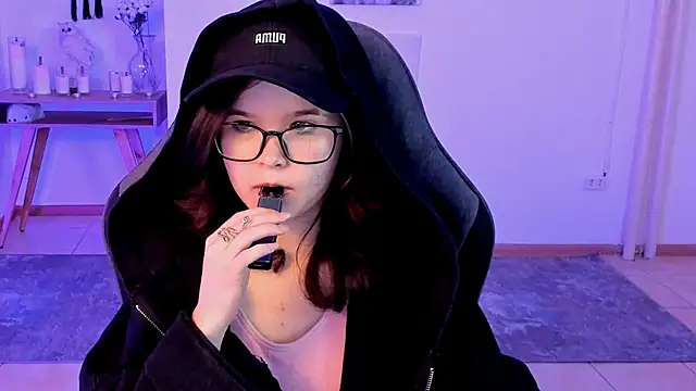 Elainebeness online show from February 2025 01:45:01 AM