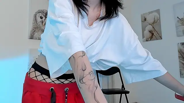 Elainebeness online show from February 2025 01:54:01 AM