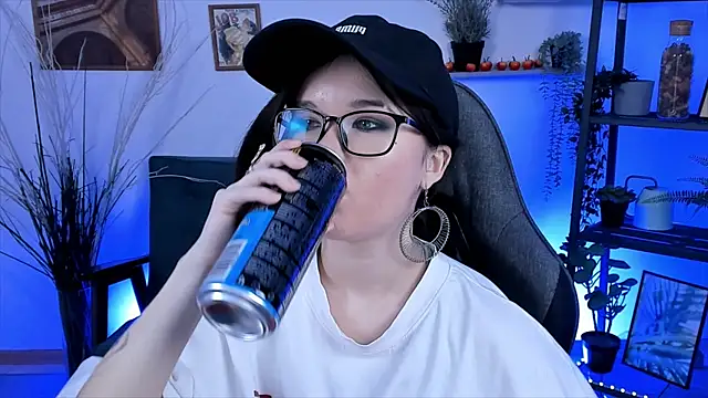 Elainebeness online show from March 2025 10:47:01 PM