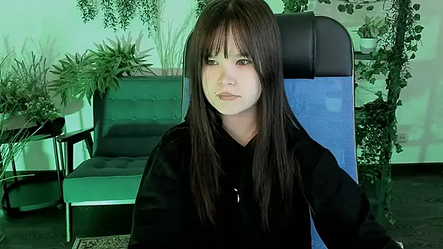 Elainebeness online show from February 2026 10:13:01 PM