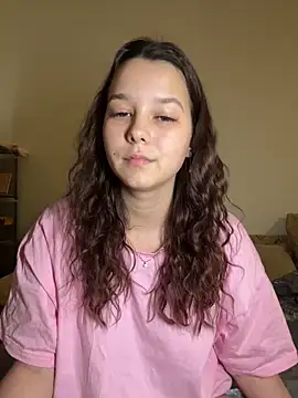 Snapshot of PoppyRobinson chatting on December 2024 06:12:01 PM PoppyRobinson online show from December 2024 06:12:01 PM