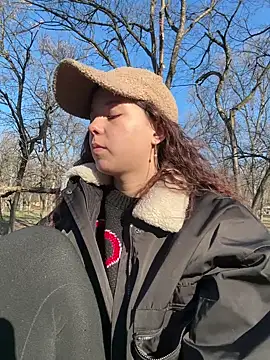 Snapshot of PoppyRobinson chatting on January 2025 09:16:02 AM PoppyRobinson online show from January 2025 09:16:02 AM