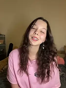 Snapshot of PoppyRobinson chatting on January 2025 06:12:02 PM PoppyRobinson online show from January 2025 06:12:02 PM