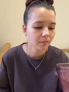 Snapshot of PoppyRobinson chatting on January 2025 08:05:01 AM PoppyRobinson online show from January 2025 08:05:01 AM