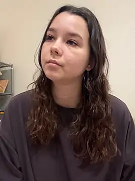 Snapshot of PoppyRobinson chatting on January 2025 06:10:02 PM PoppyRobinson online show from January 2025 06:10:02 PM