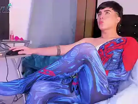 Snapshot of amon_kyle chatting on February 2025 04:22:02 AM amon kyle online show from February 2025 04:22:02 AM