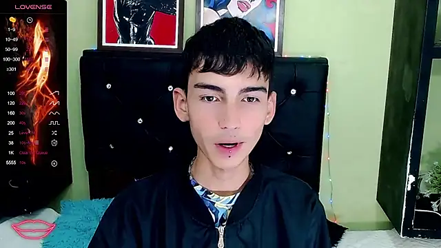 Snapshot of ttimy_x_boy chatting on February 2025 01:36:02 AM ttimy x boy online show from February 2025 01:36:02 AM