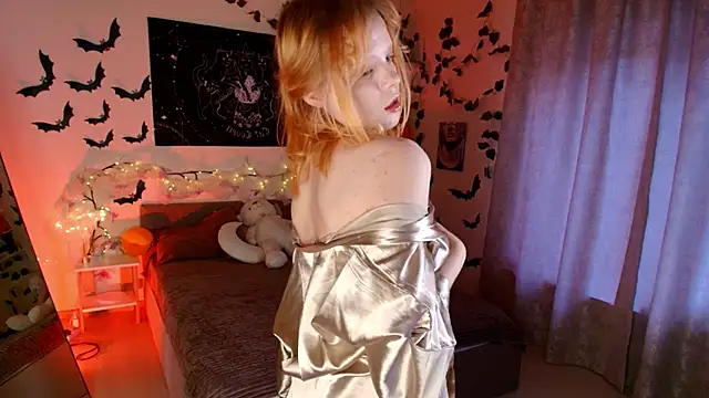 Snapshot of Emily_relish chatting on October 2025 01:10:02 PM Emily relish online show from October 2025 01:10:02 PM