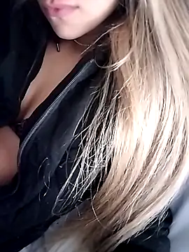 Snapshot of fofinhaa12 chatting on November 2025 08:38:02 PM fofinhaa12 online show from November 2025 08:38:02 PM