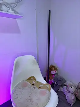 kristynmassey online show from February 2025 09:49:01 PM