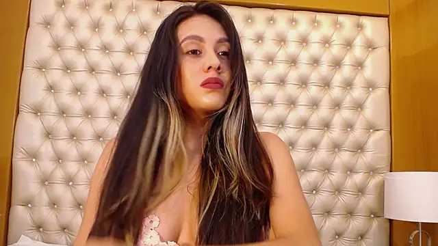 Snapshot of MegannMyerss chatting on January 2025 08:14:02 PM MegannMyerss online show from January 2025 08:14:02 PM