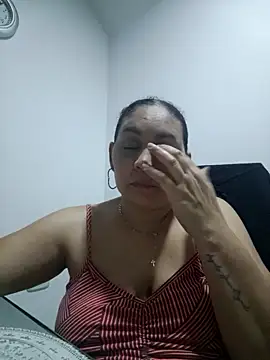 MirandaSoto online show from September 2025 04:01:02 AM