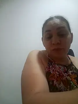 MirandaSoto online show from December 2025 04:00:02 AM