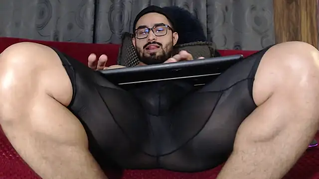 Snapshot of Ryan-theman chatting on November 2025 12:54:02 AM Ryan-theman online show from November 2025 12:54:02 AM