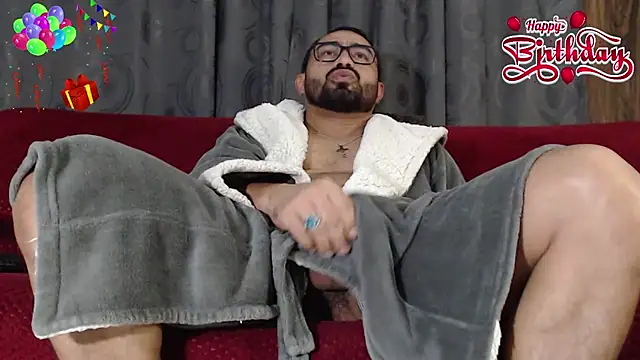 Snapshot of Ryan-theman chatting on November 2025 01:08:02 AM Ryan-theman online show from November 2025 01:08:02 AM