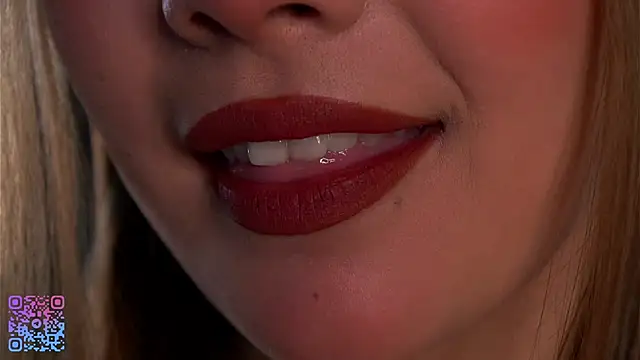 Snapshot of VeronaAppleberry chatting on February 2025 01:35:01 AM VeronaAppleberry online show from February 2025 01:35:01 AM