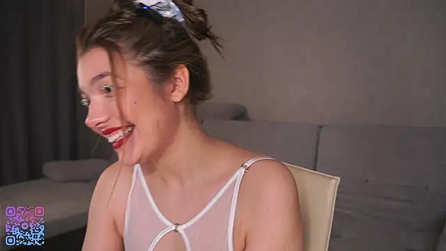 Snapshot of VeronaAppleberry chatting on February 2025 07:20:01 AM VeronaAppleberry online show from February 2025 07:20:01 AM