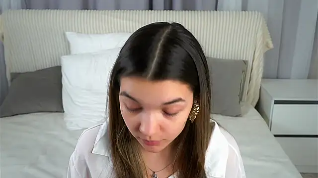 Snapshot of VeronaAppleberry chatting on November 2025 11:09:02 AM VeronaAppleberry online show from November 2025 11:09:02 AM