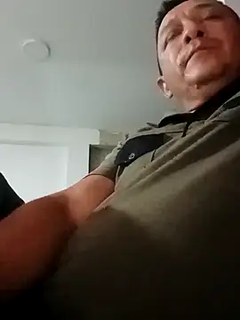 Snapshot of luchoarr chatting on September 2025 02:26:01 AM luchoarr online show from September 2025 02:26:01 AM