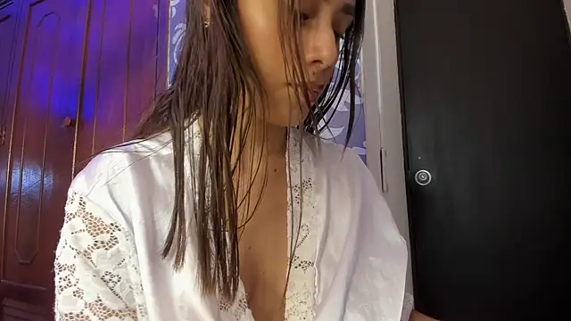 Snapshot of sheyla_sweet18 chatting on February 2025 03:59:02 PM sheyla sweet18 online show from February 2025 03:59:02 PM