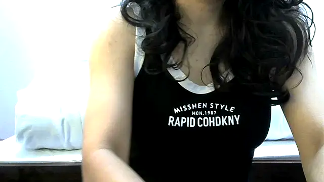 Snapshot of phuljhadi chatting on September 2025 12:58:02 AM phuljhadi online show from September 2025 12:58:02 AM