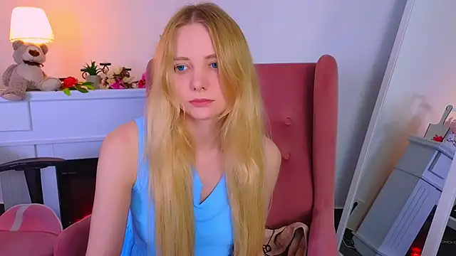 MirraBellanta online show from February 2025 09:43:01 PM