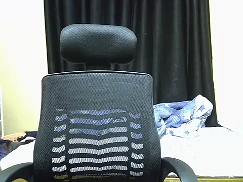 Horny-slut  online show from November 2025 05:28:02 AM