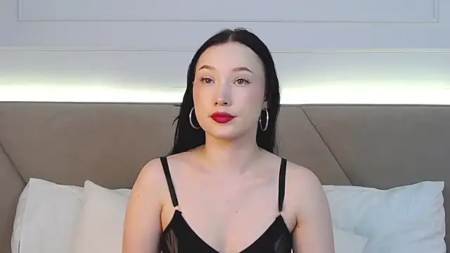 LeilaLow online show from February 2025 02:21:01 PM