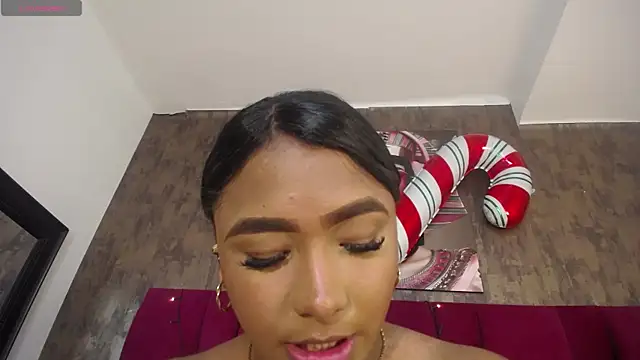 Snapshot of nicole__parker1 chatting on December 2025 08:14:01 PM nicole parker1 online show from December 2025 08:14:01 PM