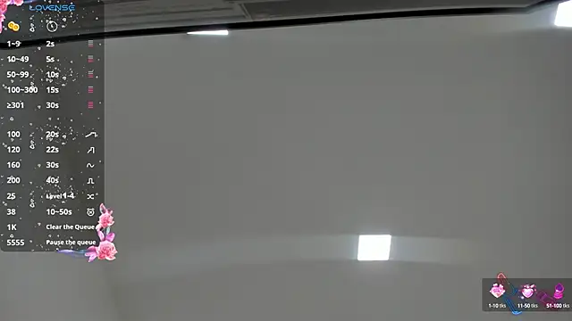 Snapshot of Bylie_Hills chatting on September 2025 09:29:02 PM Bylie Hills online show from September 2025 09:29:02 PM