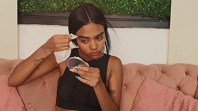 julieta aguilar1 online show from March 2026 07:06:01 PM