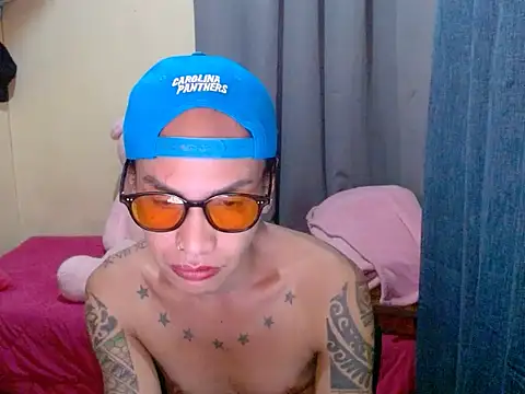 Snapshot of Indaypakay_ts chatting on December 2025 08:13:02 PM Indaypakay ts online show from December 2025 08:13:02 PM