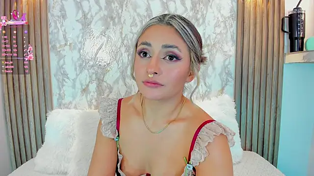 Nanda Vixen online show from March 2025 08:18:02 AM