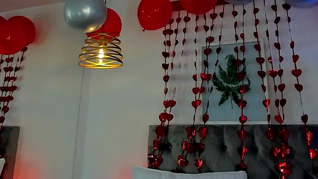 Snapshot of Nami_sunny chatting on September 2025 07:37:02 PM Nami sunny online show from September 2025 07:37:02 PM